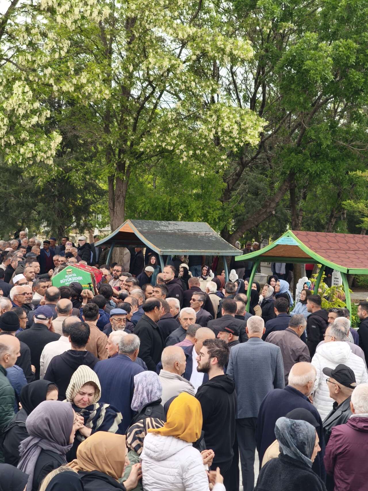 Konya’da sevenleri Recep Konuk’un oğlu Fatih Konuk’a son görevini yaptı 15